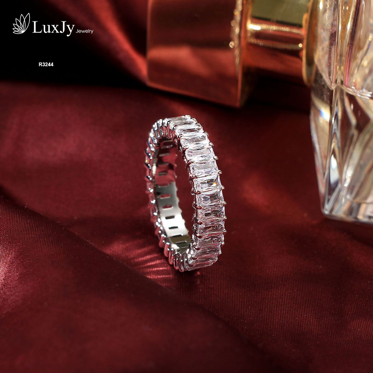 Nhẫn nữ không viên chủ đính đá cao cấp - R3244