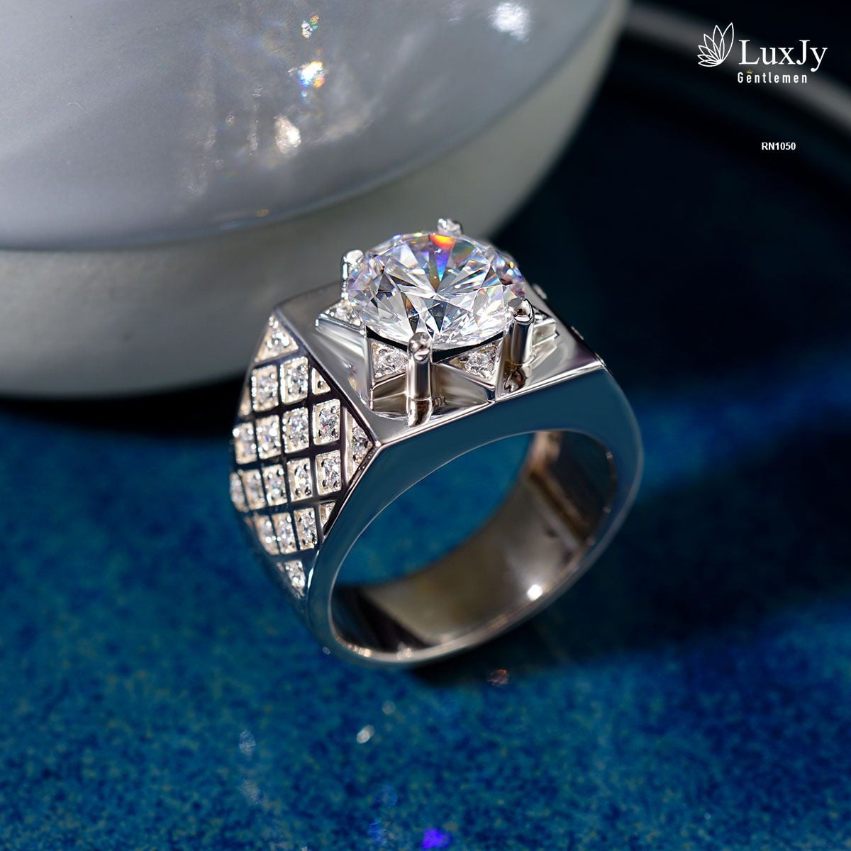 Nhẫn vàng Nam đính Kim cương Moissanite RN1050