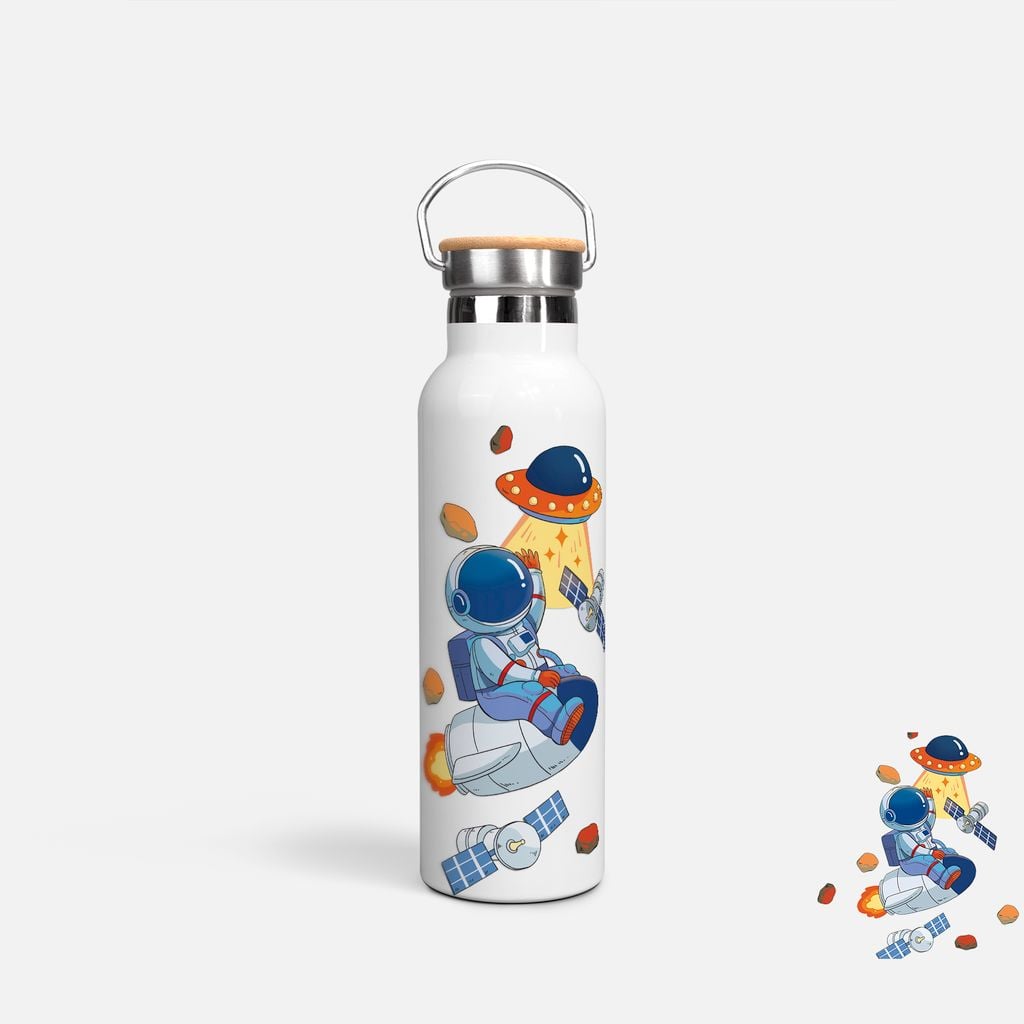 ASTRONAUT - FLYING AROUND