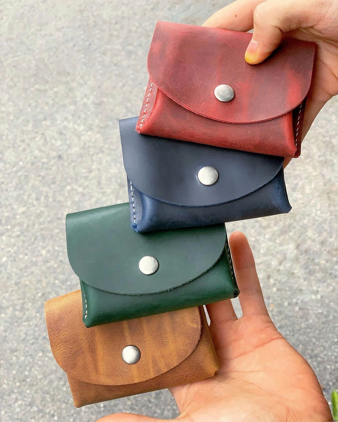 CH24 - Card Holder