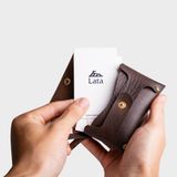  Ví Lata (Thời trang nữ nắp gập cỡ nhỏ - Ví móc khóa da MK4N) màu nâu 
