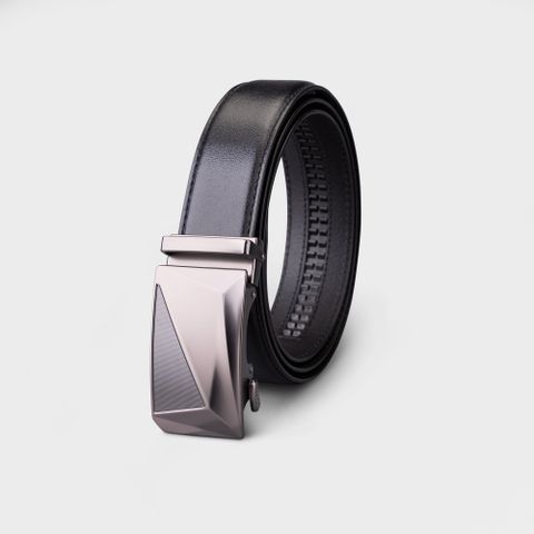 Thắt lưng nam da thật khóa phối màu Lata TL336D4V15 Màu đen