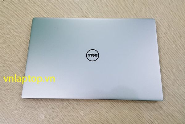 DELL XPS 9360