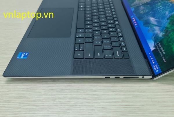 DELL 5760 LAPTOP 17 INCH CẢM ỨNG, MẠNH, MỎNG, NHẸ NHẤT THẾ GIỚI