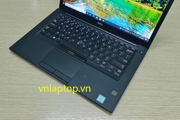 DELL LATITUDE 7490 CORE I7, 8GB, 256GB SSD, 14 INCH IPS FULL HD 1920*1080