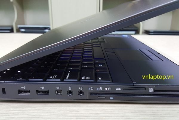 DELL PRECISION M4700 CORE I7 3740QM, VGA K2000M 2GB