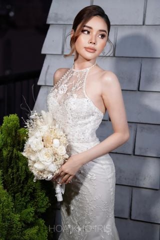 Hoa cưới tông trắng sang trọng