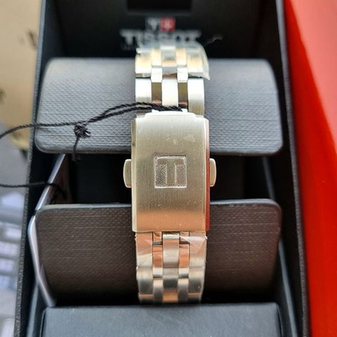  TISSOT NỮ T055.217.11.033.00 CHÍNH HÃNG 