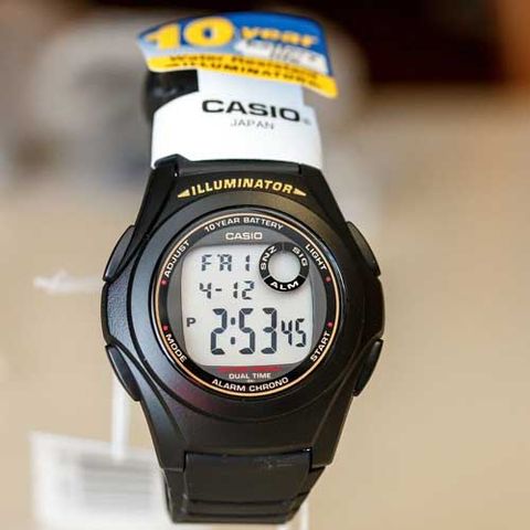  CASIO NAM F-200W-9ADF CHÍNH HÃNG 