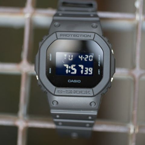  CASIO G-SHOCK DW-5600BB-1DR CHÍNH HÃNG 