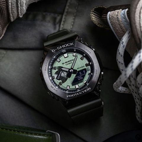  CASIO G-SHOCK GM-2100B-3ADR CHÍNH HÃNG 