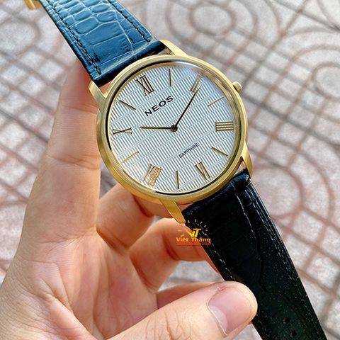  NEOS NAM M40746 TRẮNG CHÍNH HÃNG 