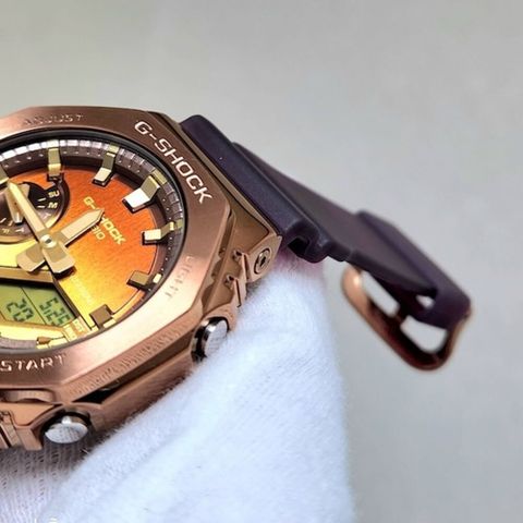  ĐỒNG HỒ NAM CASIO G-SHOCK GM-2100CL-5A CHÍNH HÃNG 