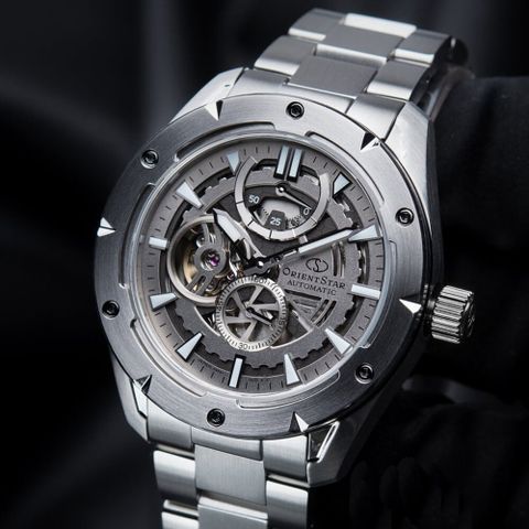  ĐỒNG HỒ NAM ORIENT STAR RE-AV0A02S00B AUTOMATIC CHÍNH HÃNG 