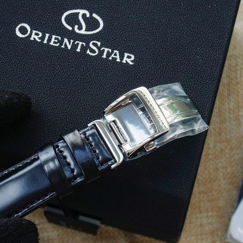  ĐỒNG HỒ NAM ORIENT STAR RE-AY0106S00B AUTOMATIC CHÍNH HÃNG 