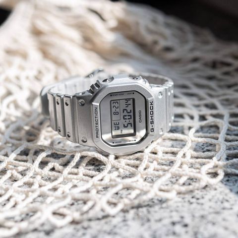  ĐỒNG HỒ NAM CASIO G-SHOCK DW-5600FF-8 CHÍNH HÃNG 