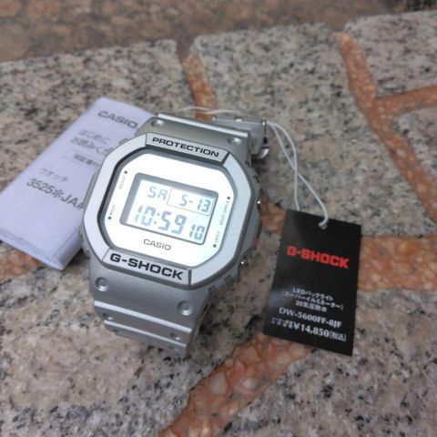  ĐỒNG HỒ NAM CASIO G-SHOCK DW-5600FF-8 CHÍNH HÃNG 