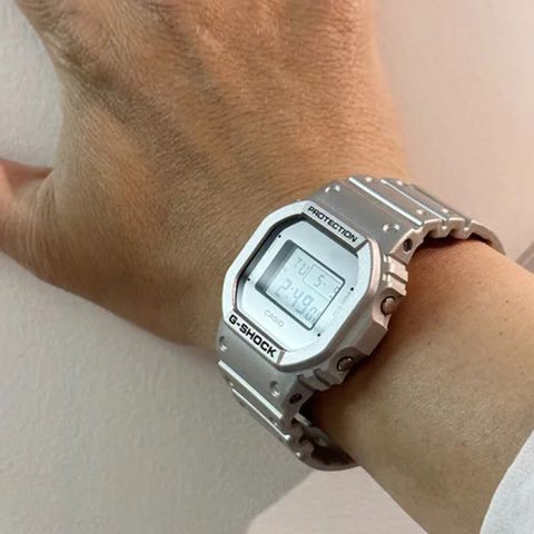  CASIO G-SHOCK DW-5600FF-8 CHÍNH HÃNG 