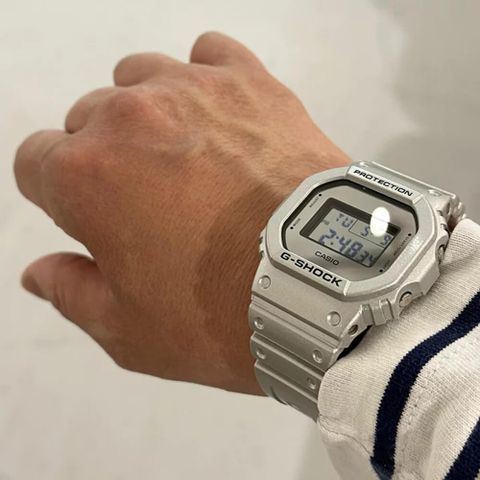  ĐỒNG HỒ NAM CASIO G-SHOCK DW-5600FF-8 CHÍNH HÃNG 