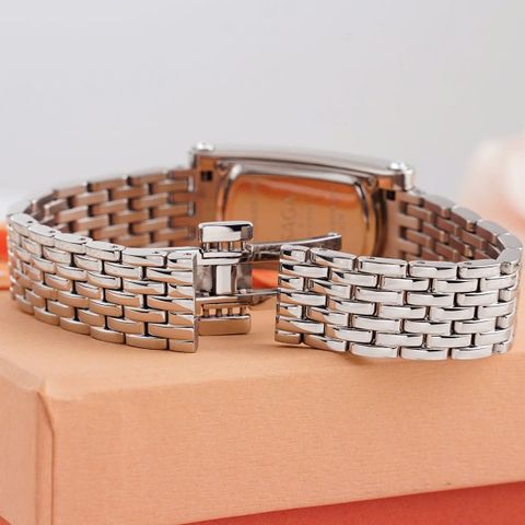  Saga Stella 71836-SVSVSV-2 – Nữ – Kính Cứng – Quartz (Pin) – Mặt Số 20x37mm, Đá Swarovski, Chống Nước 3ATM 