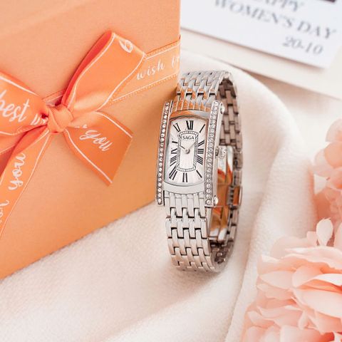  Saga Stella 71836-SVSVSV-2 – Nữ – Kính Cứng – Quartz (Pin) – Mặt Số 20x37mm, Đá Swarovski, Chống Nước 3ATM 