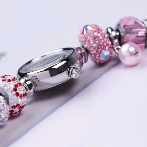  Saga 53229-SVMWSV-1 – Nữ – Kính Cứng – Quartz – Mặt Số 20mm, Đá Swarovski, Swiss Movt 