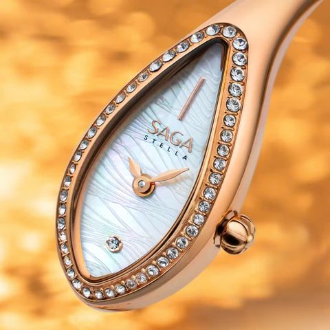  Saga Moment of Luo Goddess – 71957-RGMWRG-2AS – Nữ – Dáng Đuôi Cá Và Mặt Đồng Hồ Đính Pha Lê Danube – Cảm Hứng Nữ Thần Sông Luo 