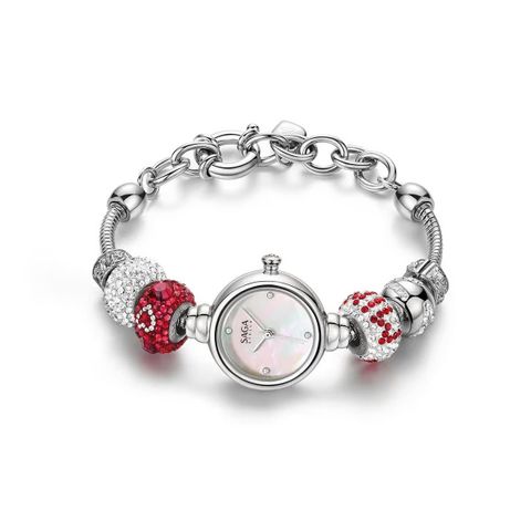  Saga Charm 53229-SVMWSV-9 – Nữ – Quartz (Pin) – Mặt Số 20mm, Kính Cứng, Chống Nước 3ATM 