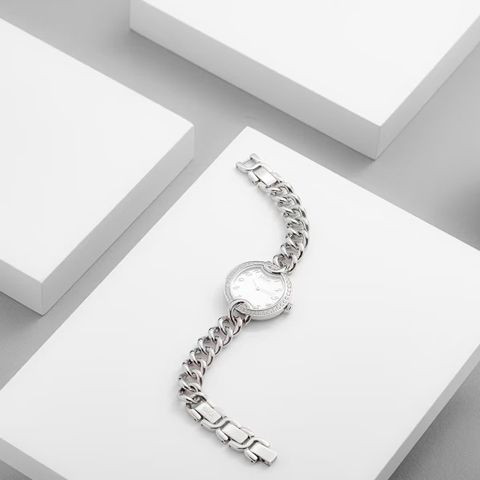  Saga 53768-SVMWSV-2 – Nữ – Quartz (Pin) – Mặt Số 30mm, Đính Đá Swarovski, Khảm Xà Cừ 