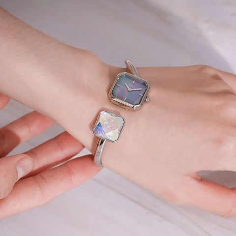  Saga Stella 80737-SVMESV-2 – Nữ – Mineral Crystal – Quartz (Pin) – Mặt Số 20mm, Đính Swarovski, Khảm Xà Cừ 