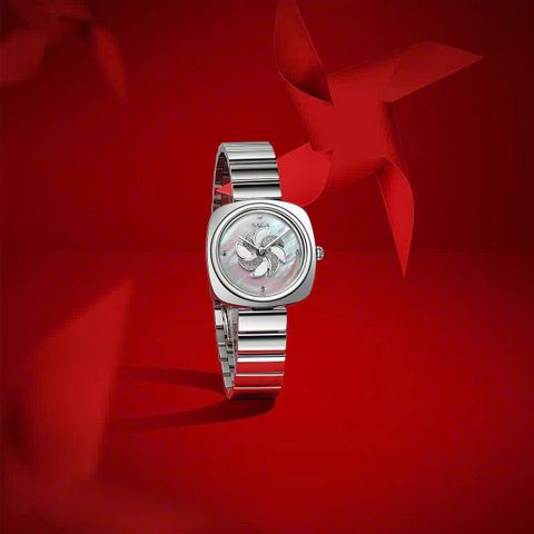  Saga 71993-SVMWSV-2 – Nữ – Kính Cứng – Ronda Quartz (Pin) – Mặt số 31.5 mm x 36 mm – Khảm Xà Cừ 