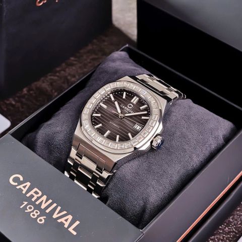  ĐỒNG HỒ NAM CARNIVAL 8108G-VT-N CHÍNH HÃNG 