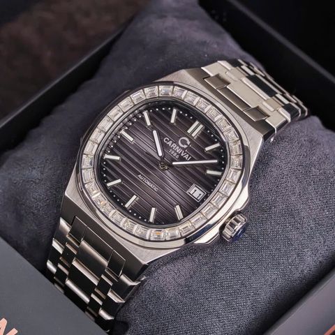  ĐỒNG HỒ NAM CARNIVAL 8108G-VT-N CHÍNH HÃNG 