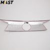 Nẹp trang trí cửa hậu chrome dùng xe Innova 16