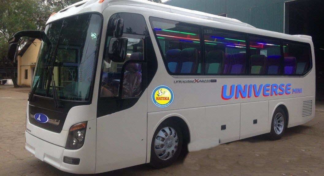 Hyundai Universe 35 chỗ