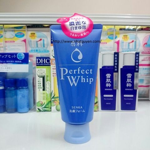 Sữa rửa mặt Shiseido Perfect Whip