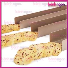 Khuôn làm bánh qui chữ U chống dính 24.5cm (cookies shaper)