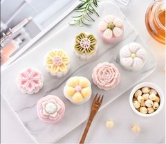 Khuôn trung thu lò xo 50gr 6 mặt 3D hoa nổi 1