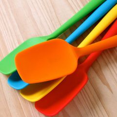 Spatula Silicone Dạng Thìa 28cm