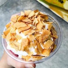 Mứt Dừa Sấy Giòn Cao Cấp 200g