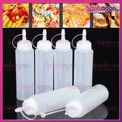 BÌNH TƯƠNG ỚT BẰNG NHỰA ĐỰNG SIRO VÀ TƯƠNG CÀ