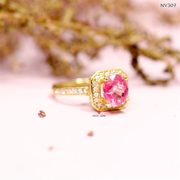 Nhẫn Spinel Hồng - 16K Gold