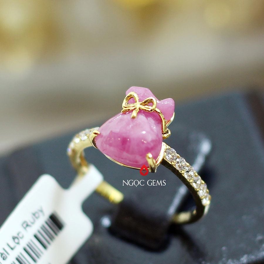 Nhẫn Túi Tài Lộc Ruby