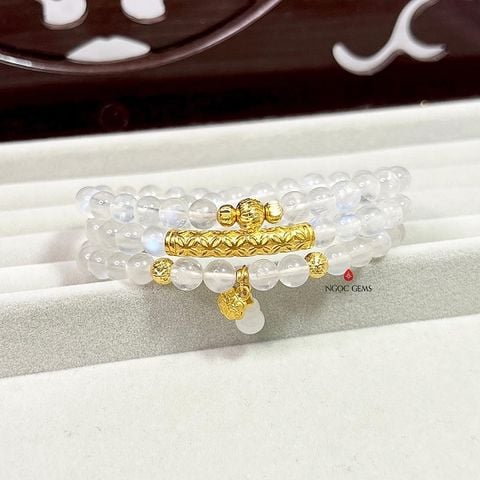 Vòng Rainbow Moonstone cuốn ba mix charm vàng