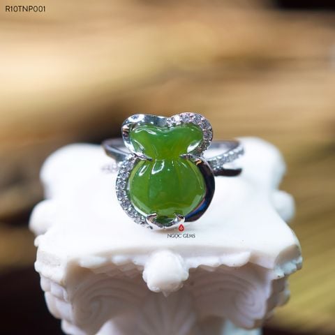 Nhẫn Vàng Trắng Mặt Đá Túi Tài Lộc Nephrite - 10K Whitegold