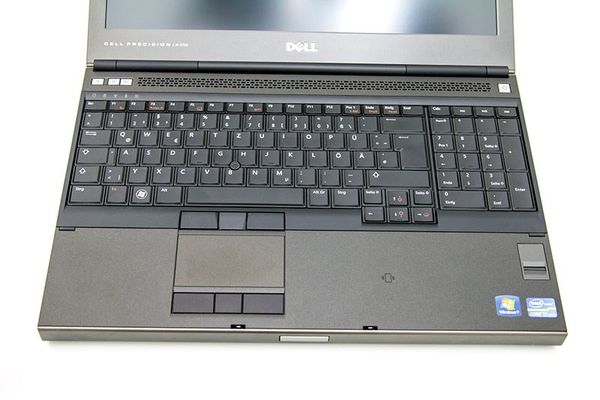 bán phím và touchpad của dell m4700