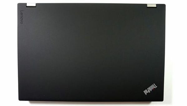 thiet-ke-lenovo-thinkpad-p50-laptop-sieu-ben-01.jpg