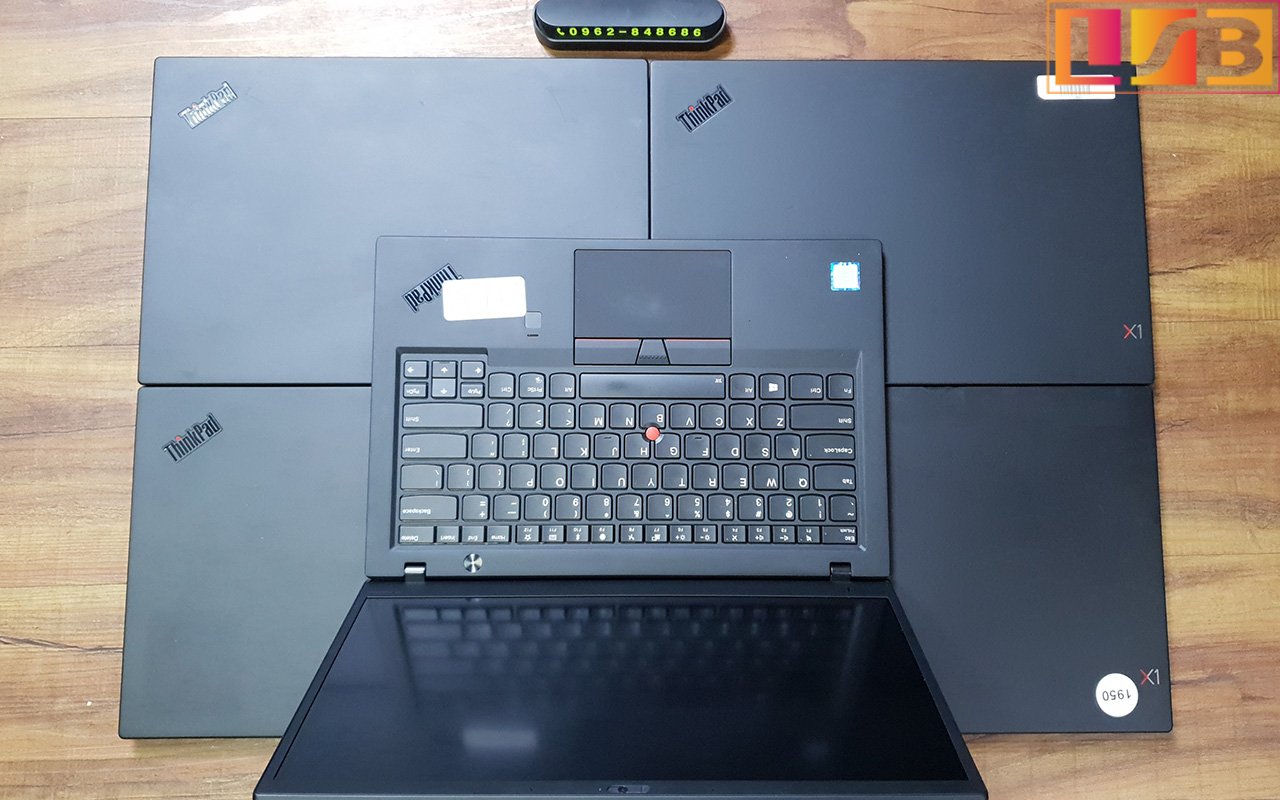 Lenovo ThinkPad X1 Ca on 6th Gen Co e i5 8350U  1.7GHz/16GB/256GB(SSD)/14W/FHD(1920x1080) タッチパネル/Win10【20230916】 ノートPC