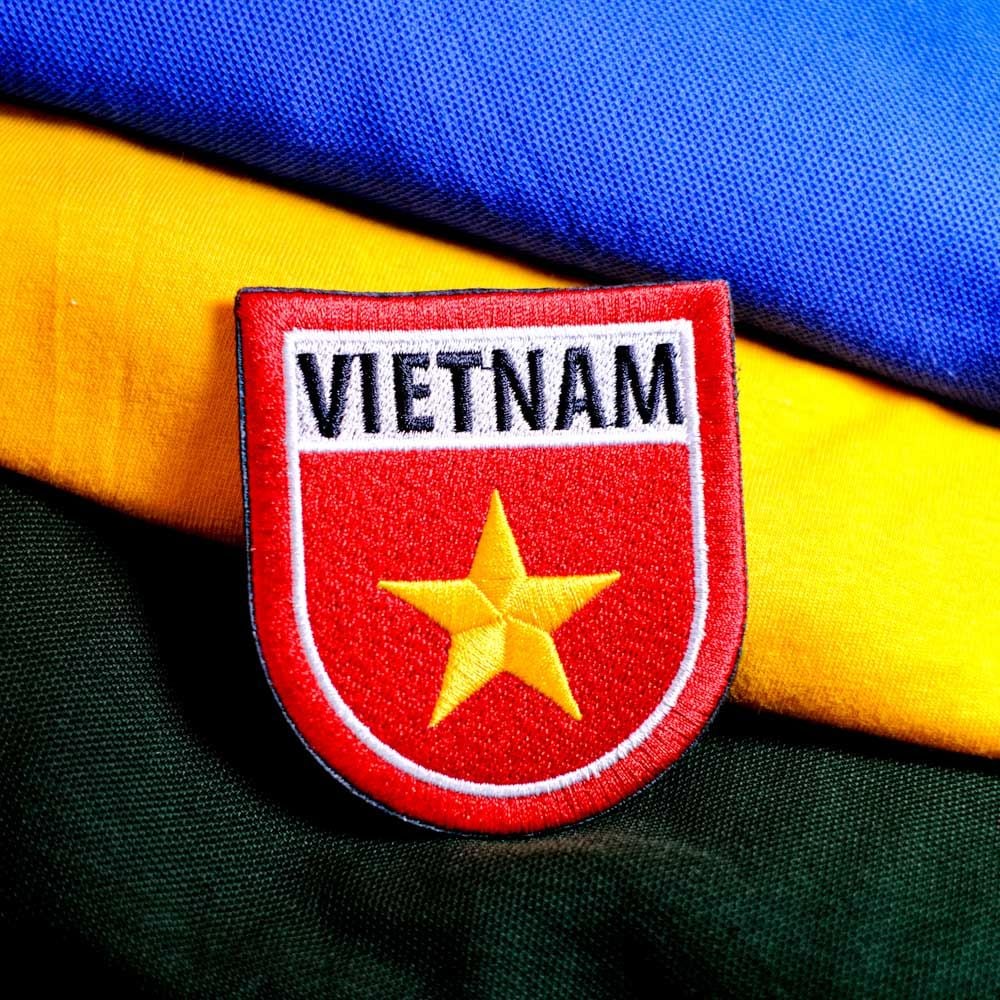 PATCH004 VIETNAM FLAG SHIELD - Patch vải thêu ủi chuyển nhiệt