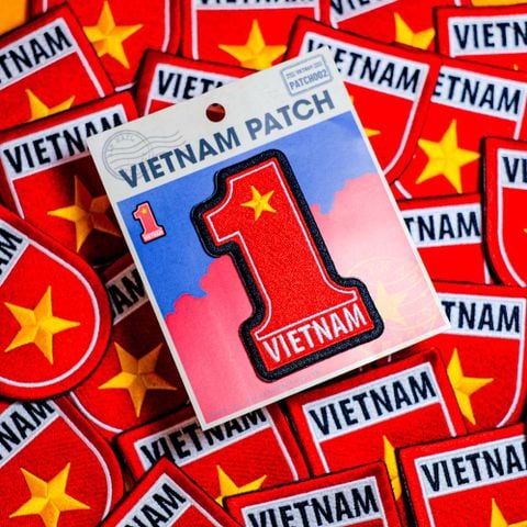  PATCH002 VIETNAM FLAG NUMBER 1 - Patch vải thêu ủi chuyển nhiệt 